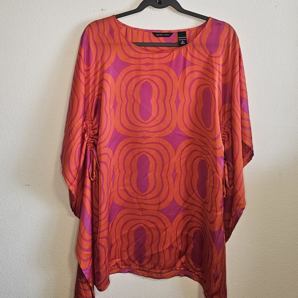 NEW YORK COMPANY Fushia & Pink Kaftan Top-M-New